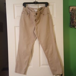 NY&Co khaki cropped pants